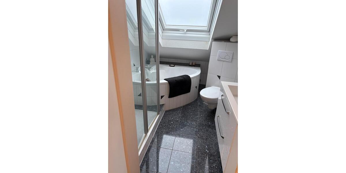 Etagenwohnung Neckarwestheim - 3.5 Zimmer, 76 m&sup2;, 297.500&euro; | Angebot:27166100