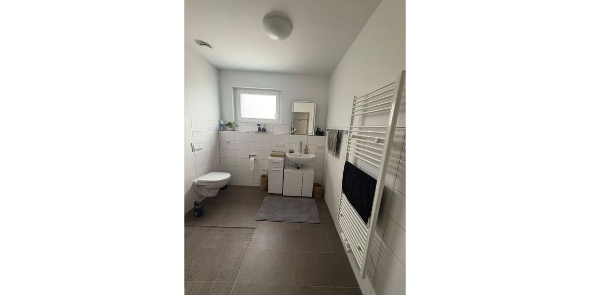 Moderne 2-Zimmerwohnung mit Küche & Fußbodenheizung in zentraler Lage - Etagenwohnung Plochingen | Angebot:27545225