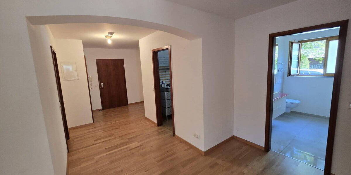 Etagenwohnung Stuttgart Untertürkheim - 4 Zimmer, 109 m&sup2;, 465.000&euro; | Angebot:26555091