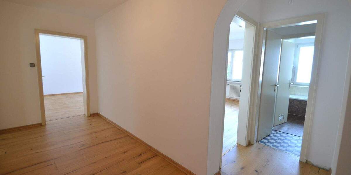 Etagenwohnung Stuttgart West - 3 Zimmer, 77 m&sup2;, 368.000&euro; | Angebot:25822594