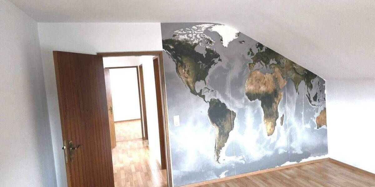 Etagenwohnung Stuttgart Bad Cannstatt - 3 Zimmer, 95 m&sup2;, 318.000&euro; | Angebot:26867183