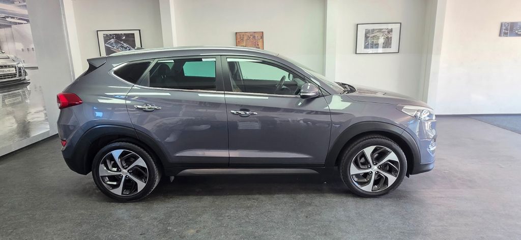 Hyundai TUCSON 70.000 km 15.900 &euro; Asperg/Ludwigsburg bei Stuttgart 71679