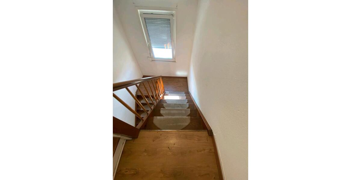 Dachgeschoßwohnung Esslingen am Neckar Oberesslingen - 1 Zimmer, 15 m&sup2;, 445&euro; | Angebot:27601471
