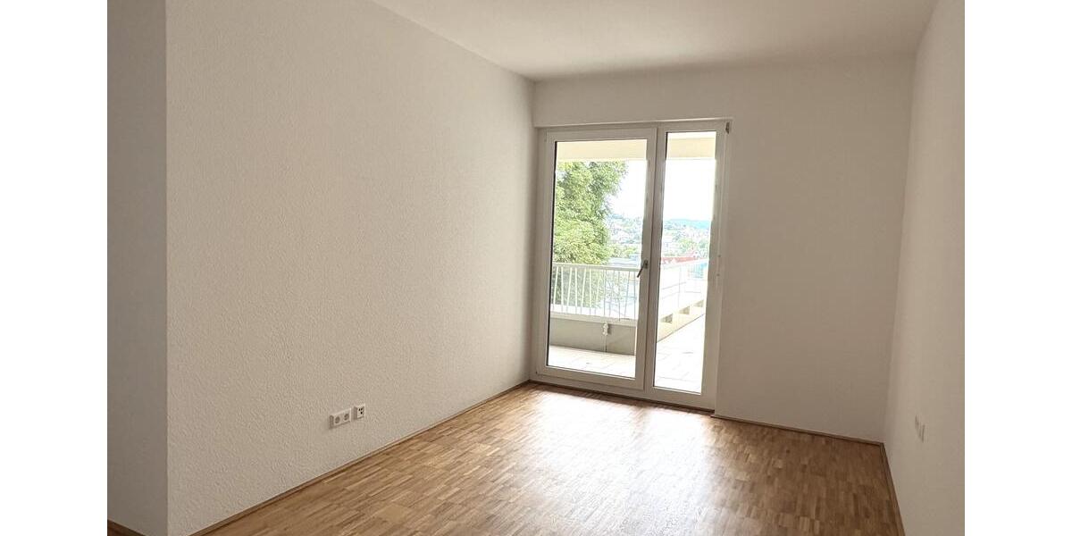 Etagenwohnung Leonberg - 3 Zimmer, 82 m&sup2;, 1.477&euro; | Angebot:23644745