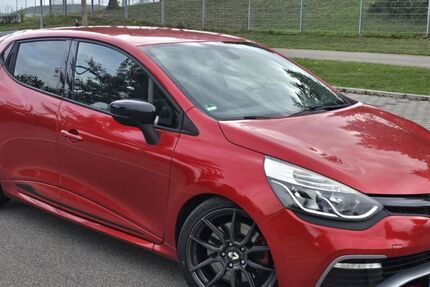 Renault Clio 207.000 km 8.000 &euro; Esslingen 73730