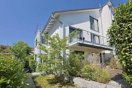 Haus Böblingen - 6 Zimmer, 220 m&sup2;, 890.000&euro; | Angebot:26902793