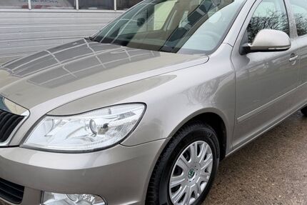 Skoda Octavia 79.000 km 7.950 &euro; Sindelfingen/Stuttgart 71069