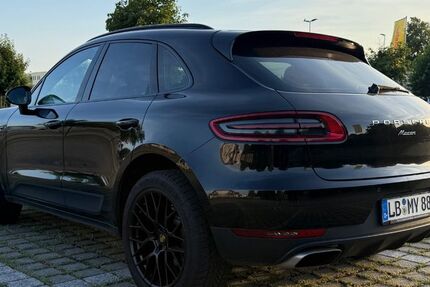 Porsche Macan 144.570 km 29.750 &euro; Bietigheim-Bissingen 74321