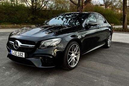 Mercedes-Benz E 63 AMG 66.500 km 73.500 &euro; Stuttgart 70182