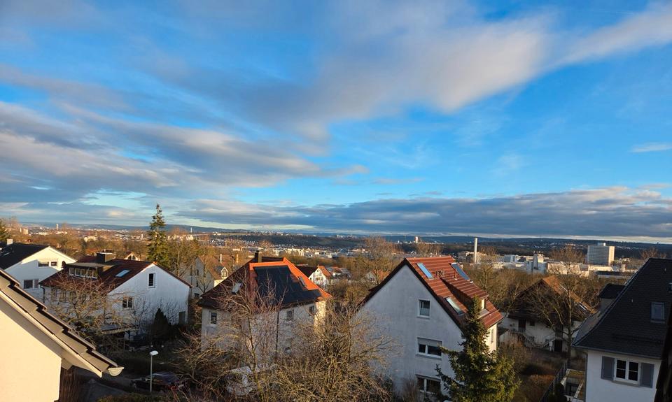 Dachgeschoßwohnung Stuttgart Neuwirtshaus - 3.5 Zimmer, 86 m&sup2;, 399.000&euro; | Angebot:26052030