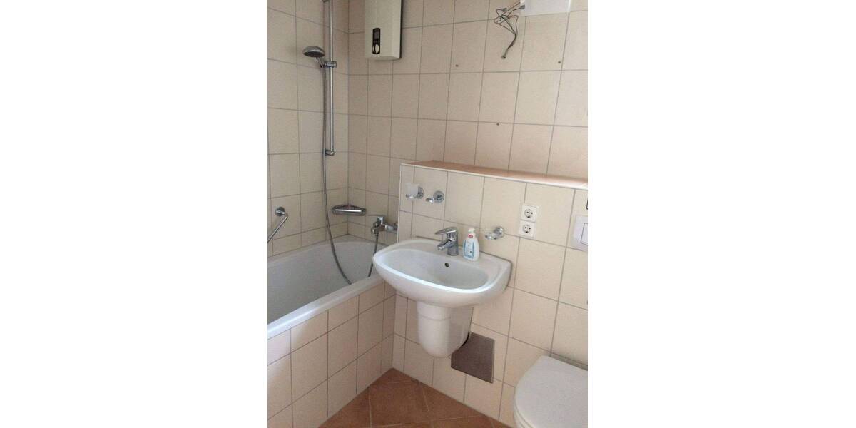 Etagenwohnung Plochingen - 3 Zimmer, 66 m&sup2;, 650&euro; | Angebot:26920384
