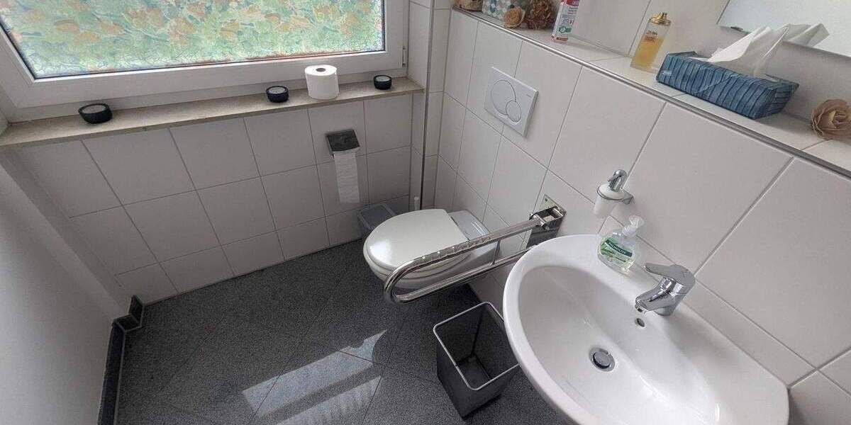 Etagenwohnung Stuttgart Möhringen - 4 Zimmer, 147 m&sup2;, 460.000&euro; | Angebot:25704179