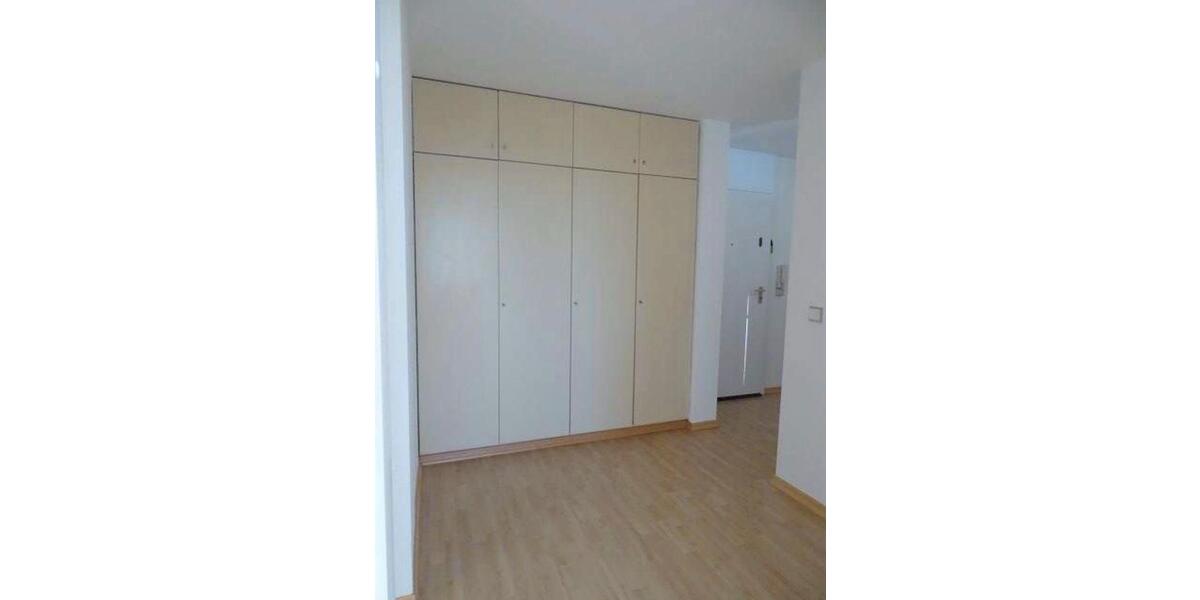 Etagenwohnung Sindelfingen Eichholz - 3.5 Zimmer, 87 m&sup2;, 1.205&euro; | Angebot:25168068
