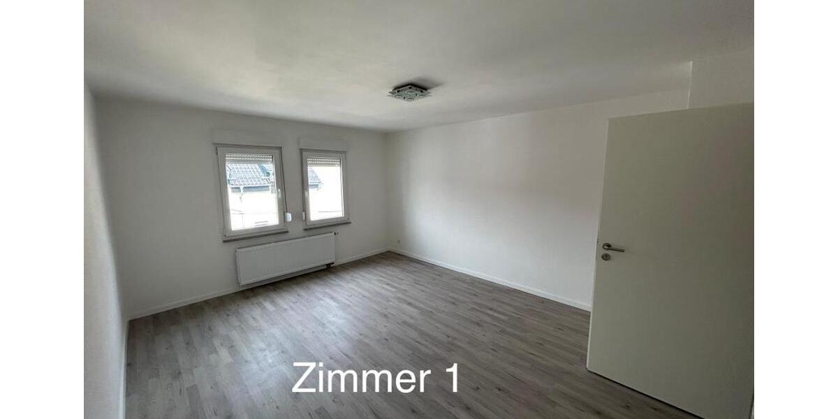Etagenwohnung Stuttgart Bad Cannstatt - 3 Zimmer, 70 m&sup2;, 1.200&euro; | Angebot:25852569