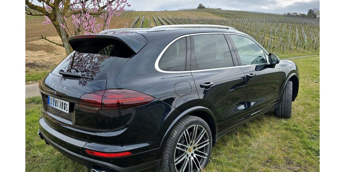 Porsche Cayenne 236.000 km 38.000 &euro; Flein 74223