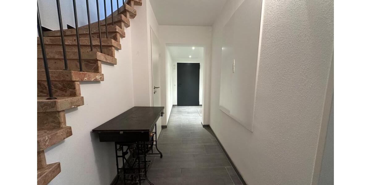 Mehrfamilienhaus, Wohnhaus Heilbronn Böckingen - 14 Zimmer, 450 m&sup2;, 1.600.000&euro; | Angebot:25989717