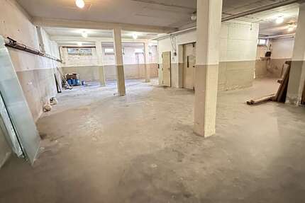 Gewerbeobjekt Fellbach - 750&euro; | Angebot:27570845
