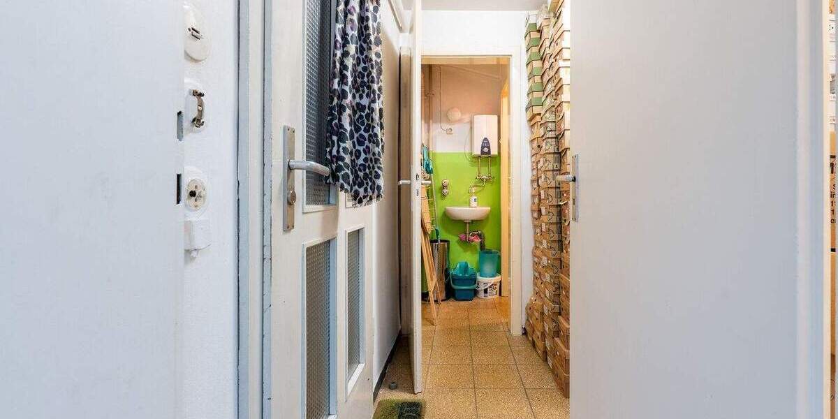 Mehrfamilienhaus, Wohnhaus Stuttgart Degerloch - 4 Zimmer, 145 m&sup2;, 599.000&euro; | Angebot:25819827