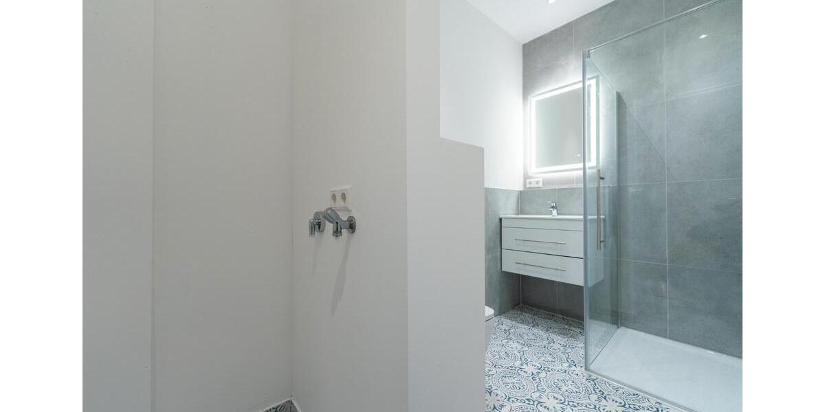 Erdgeschoßwohnung Stuttgart Stuttgart-Süd - 5 Zimmer, 131 m&sup2;, 2.190&euro; | Angebot:26380275