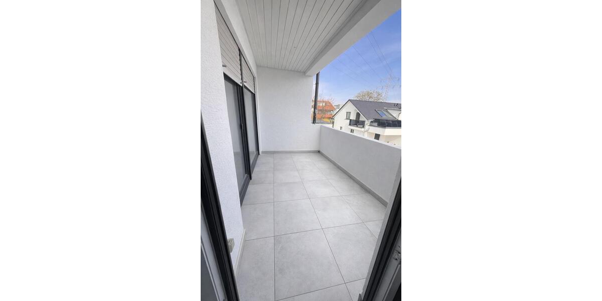 Etagenwohnung Esslingen am Neckar Pliensauvorstadt - 3 Zimmer, 75 m&sup2;, 1.500&euro; | Angebot:25980433