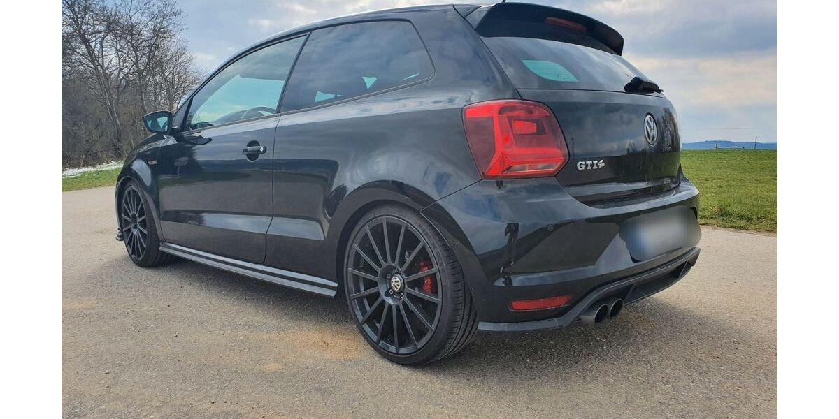 VW Polo 105.000 km 13.300 &euro; Ötisheim 75443