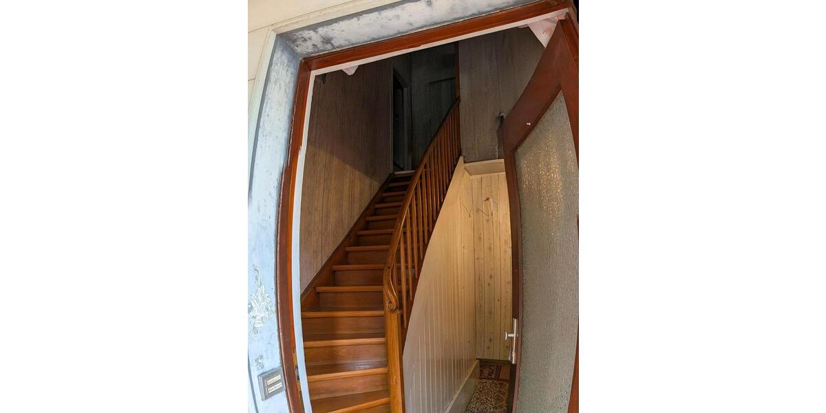 Einfamilienhaus Cleebronn - 6 Zimmer, 109 m&sup2;, 275.000&euro; | Angebot:27018186