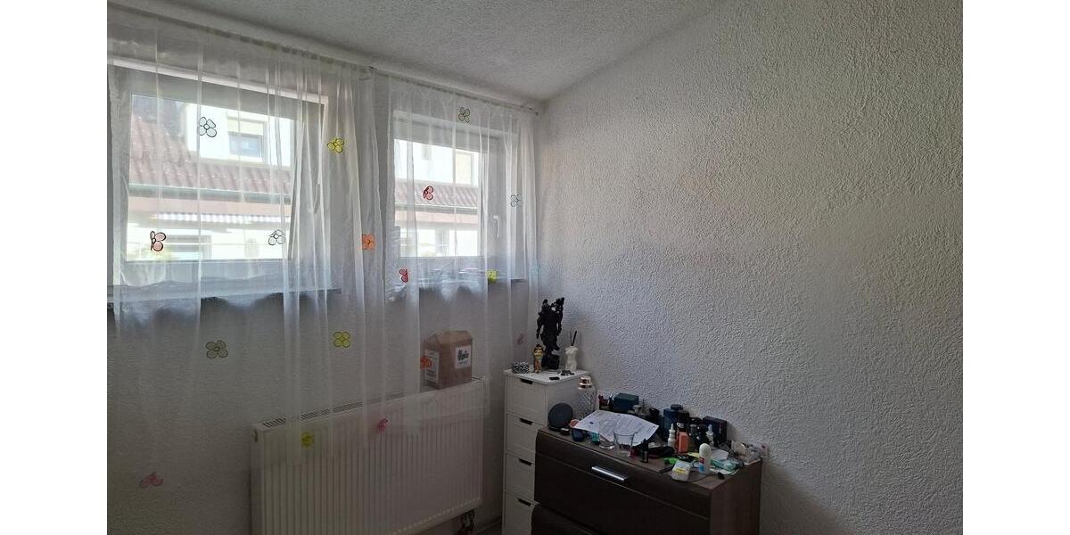 Etagenwohnung Korntal-Münchingen Münchingen - 4 Zimmer, 105 m&sup2;, 1.500&euro; | Angebot:27572618