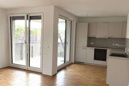 Wohnung Leonberg - 3 Zimmer, 80 m&sup2;, 1.473&euro; | Angebot:25193769