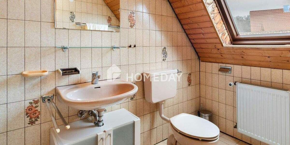 Reihenmittelhaus Löwenstein - 6 Zimmer, 120 m&sup2;, 319.000&euro; | Angebot:25702902