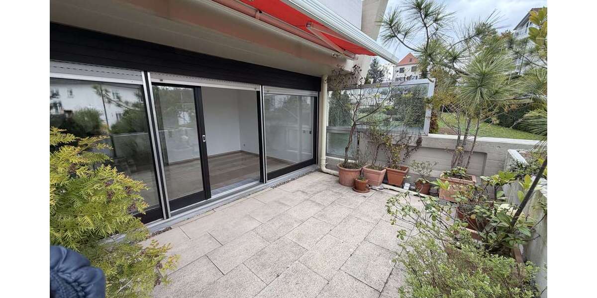 Etagenwohnung Stuttgart Degerloch - 2 Zimmer, 65 m&sup2;, 1.170&euro; | Angebot:25984755