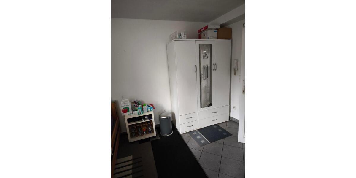 Erdgeschoßwohnung Ludwigsburg - 1 Zimmer, 22 m&sup2;, 610&euro; | Angebot:26073152