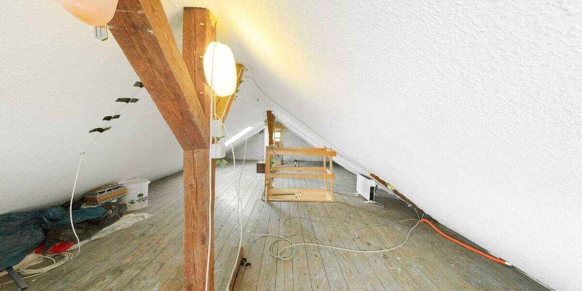Etagenwohnung Esslingen Krummenacker - 4 Zimmer, 75 m&sup2;, 270.000&euro; | Angebot:25706125