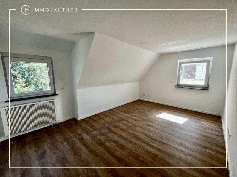 Dachgeschoßwohnung Korntal-Münchingen Münchingen - 3 Zimmer, 70 m&sup2;, 1.260&euro; | Angebot:27554028