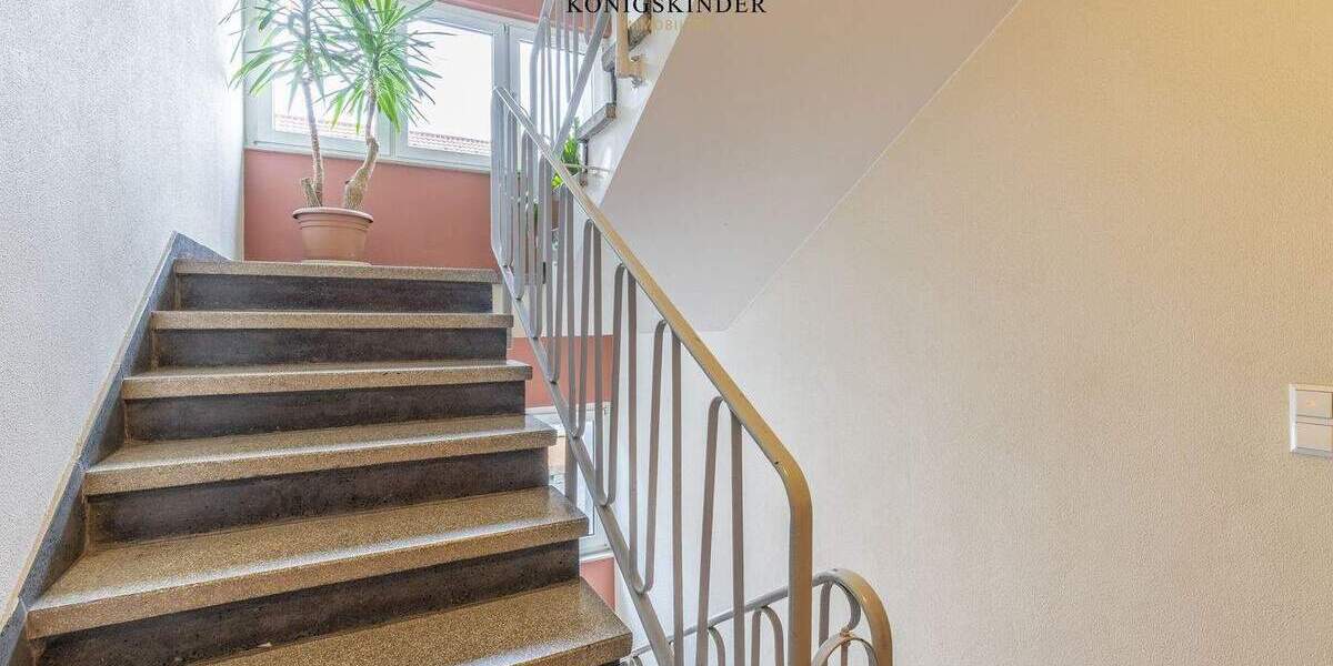 Etagenwohnung Stuttgart Süd - 3 Zimmer, 82 m&sup2;, 425.000&euro; | Angebot:25683100