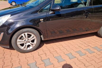 Opel Corsa 144.000 km 1.990 &euro; Heilbronn 74076
