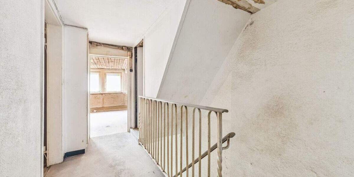 Einfamilienhaus Bönnigheim / Hohenstein Hohenstein - 5 Zimmer, 113 m&sup2;, 185.000&euro; | Angebot:25704171