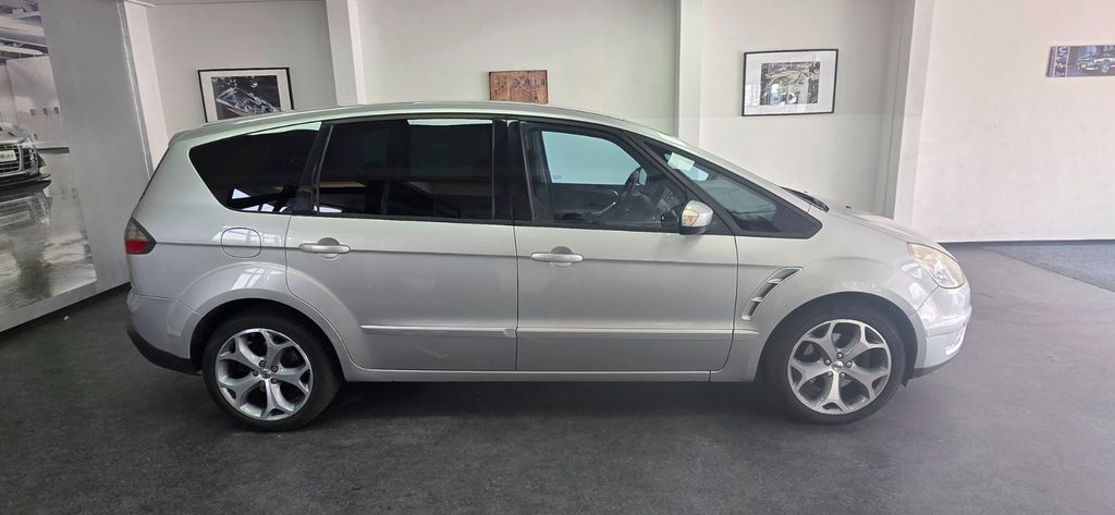 Ford S-Max 228.000 km 2.990 &euro; Asperg/Ludwigsburg bei Stuttgart 71679
