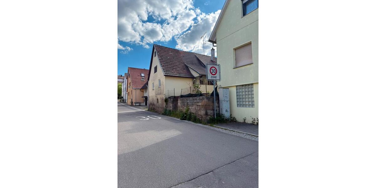 Einfamilienhaus Lauffen am Neckar - 4.5 Zimmer, 338 m&sup2;, 175.000&euro; | Angebot:27168931