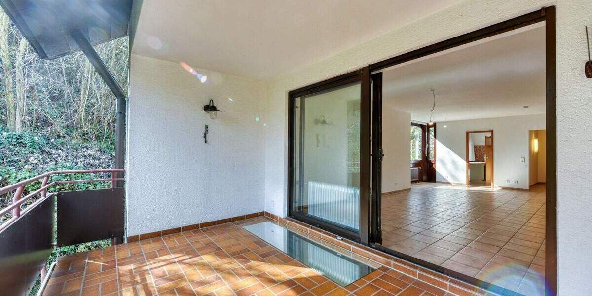 Etagenwohnung Stuttgart Nord - 2 Zimmer, 80 m&sup2;, 1.000&euro; | Angebot:25729901