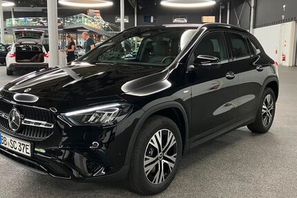Mercedes-Benz GLA 250 17.000 km 44.000 &euro; Böblingen 71034