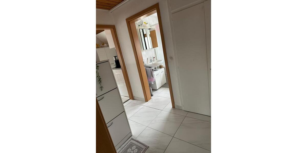 Dachgeschoßwohnung Markgröningen - 2 Zimmer, 40 m&sup2;, 530&euro; | Angebot:25993646