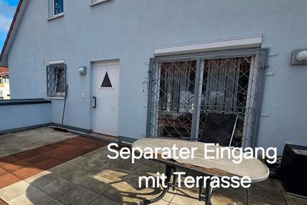 Wohnung Brackenheim - 4 Zimmer, 121 m&sup2;, 1.210&euro; | Angebot:25789598