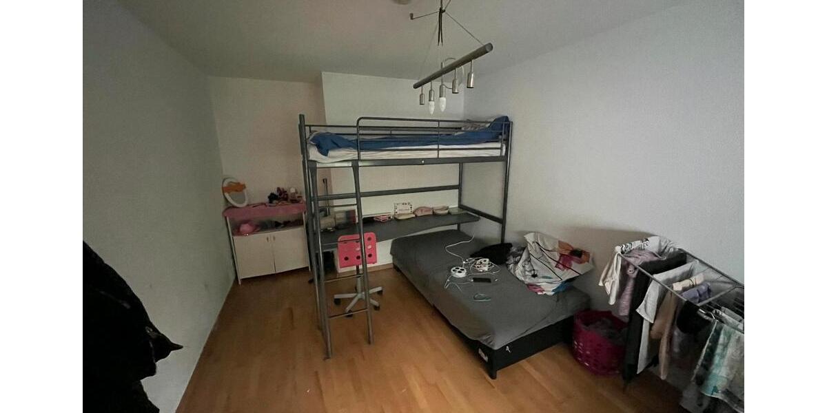 Etagenwohnung Leonberg - 4 Zimmer, 83 m&sup2;, 265.000&euro; | Angebot:24838469