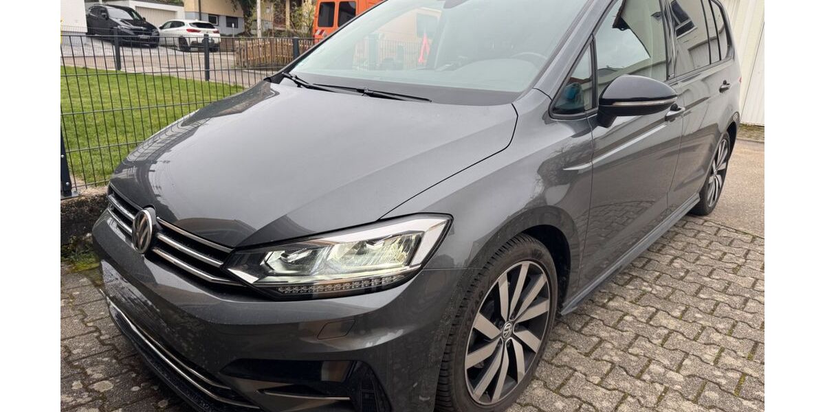 VW Touran 99.500 km 20.890 &euro; Schwaikheim 71409