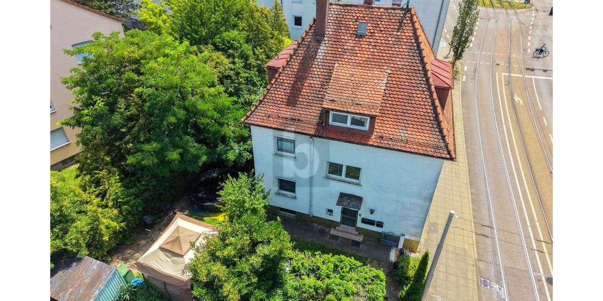 Einfamilienhaus Stuttgart Zuffenhausen - 9 Zimmer, 175 m&sup2;, 579.000&euro; | Angebot:27549831