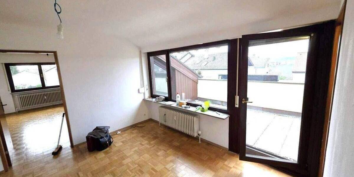 Etagenwohnung Stuttgart Bad Cannstatt - 3 Zimmer, 95 m&sup2;, 318.000&euro; | Angebot:26867183
