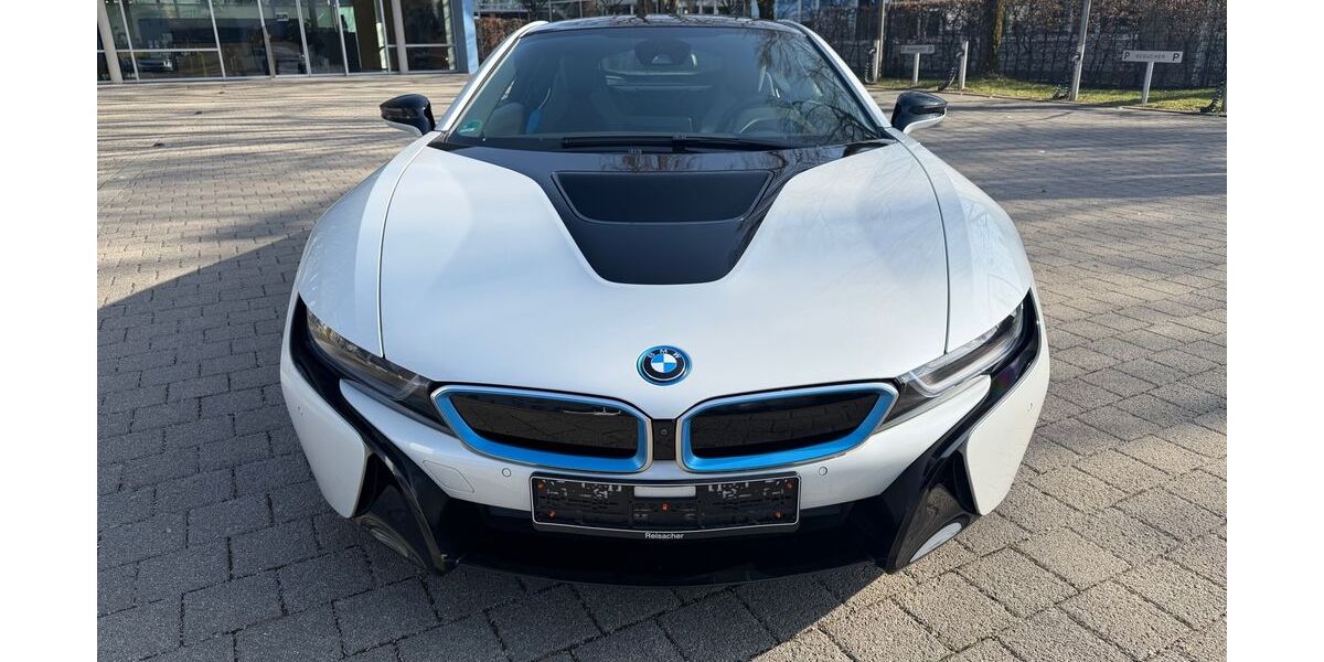 BMW i8 37.500 km 69.999 &euro; Urbach 73660