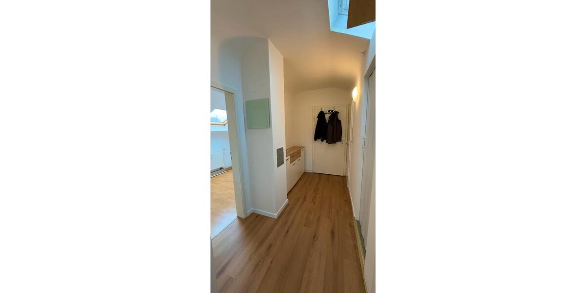 Dachgeschoßwohnung Kornwestheim - 2 Zimmer, 42 m&sup2;, 740&euro; | Angebot:25932433