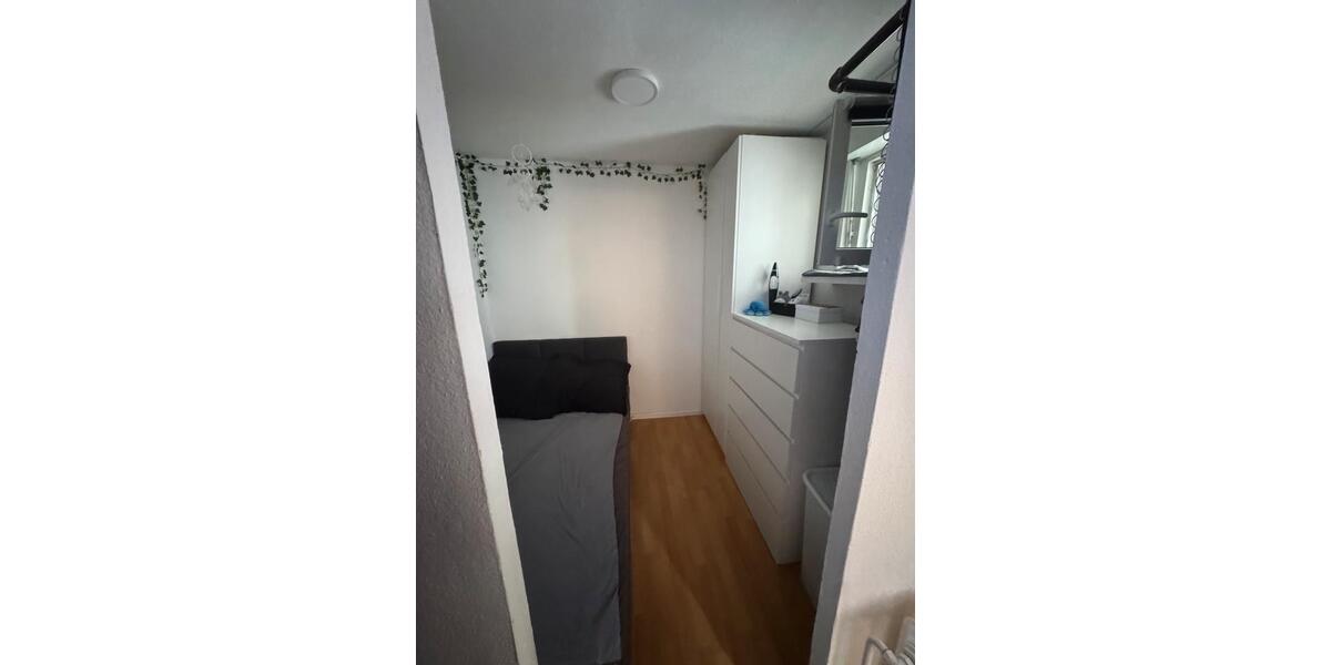 Etagenwohnung Stuttgart Lehen - 1.5 Zimmer, 30 m&sup2;, 550&euro; | Angebot:27546788