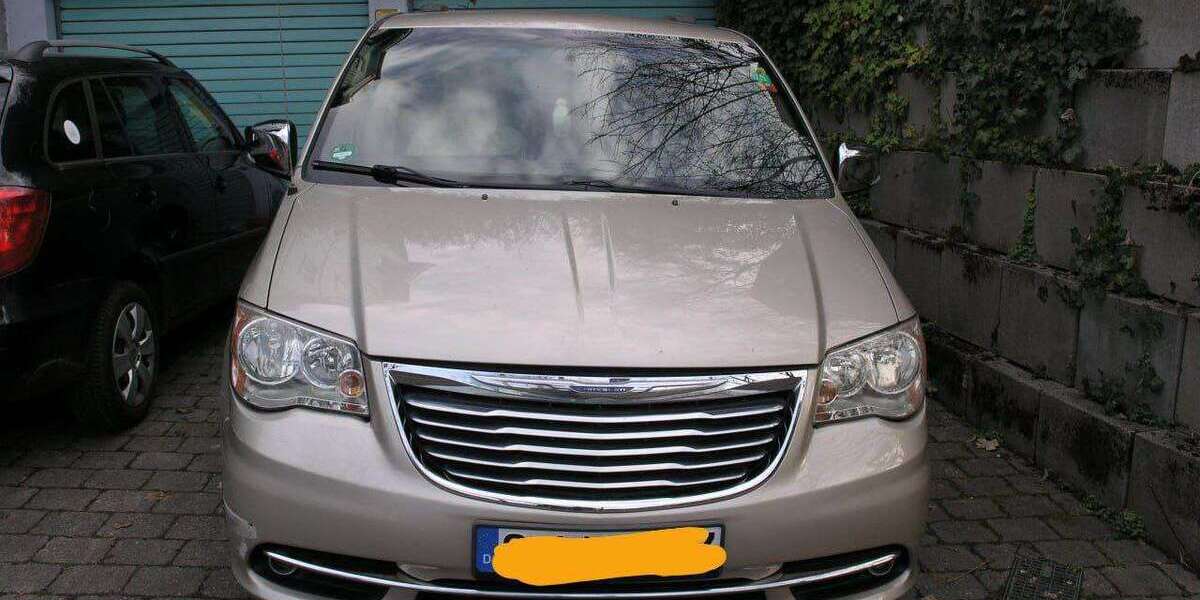 Chrysler Town & Country 125.000 km 15.500 &euro; Stuttgart, Landeshauptstadt 70188
